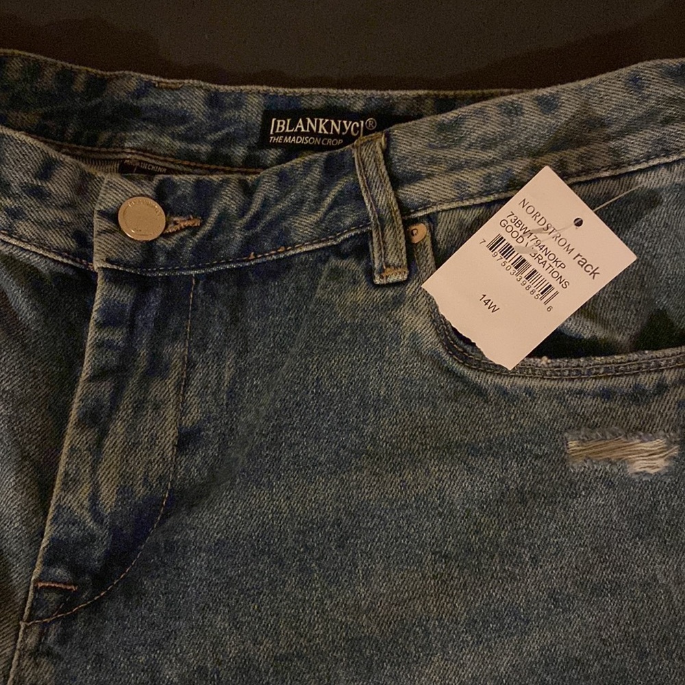 HIGH RISE JEANS - Picture 3 of 3
